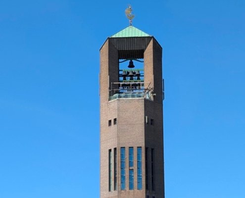 Poldertoren in de steigers 10 mei 2025