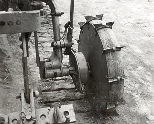 24 september 1952 op kavel E56 aan de Ketelmeerweg in de Noordoostpolder 4