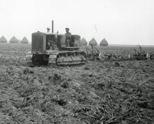 24 september 1952 op kavel E56 aan de Ketelmeerweg in de Noordoostpolder 5