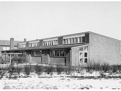 bant - De-openbare-lagere-school-1955.jpg