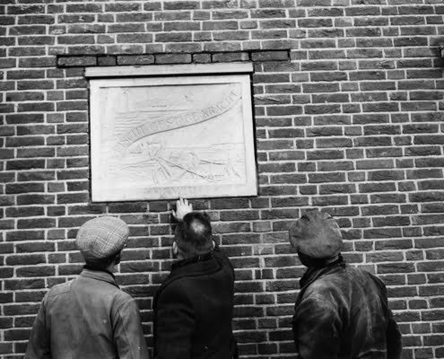 Boerenleenbank muur