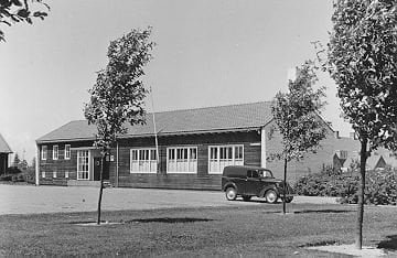 Harmen-Visserplein - Het-vroegere-dorpshuis-1951.jpg