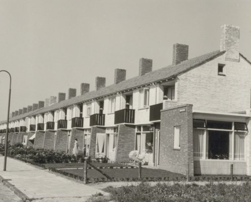 De Hoefbladstraat gezien vanuit het noorden 1954 2