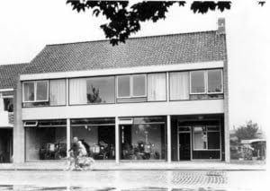 Nagelerstraat-weg - Opening-J.-Schouten-Nagelerstraat-te-Emmeloord-1965.jpg
