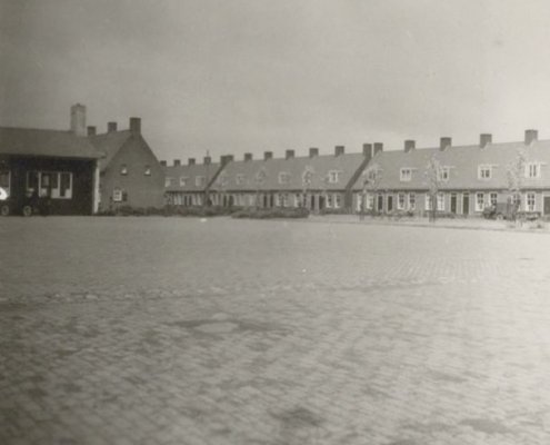 Het Harmen Visserplein Rietstraat juni 1947