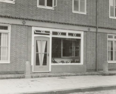 Schoenwinkel aan de Zeeasterstraat 1948